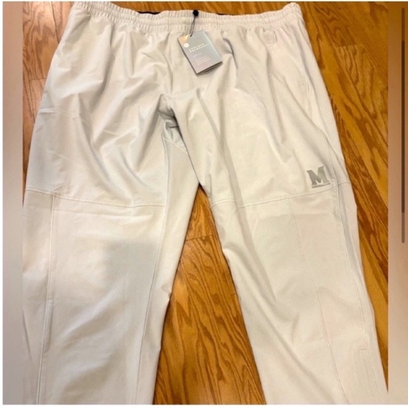 Under Armour NEW Recovery Track Pants Grey Mens 4X Drawstring Waist Zippered Leg